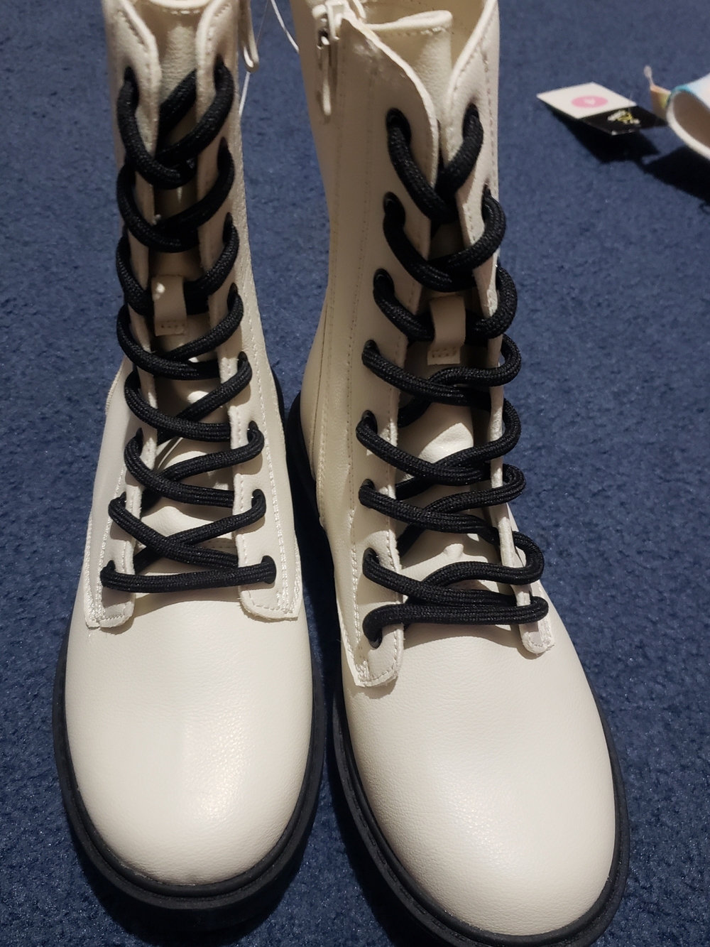 art class Cream Lace-Up Kids Boots with Black Laces